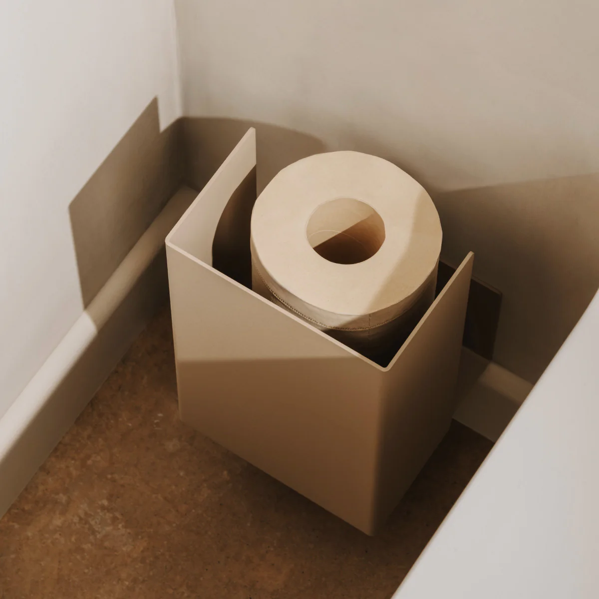 AMSTERDAM toilet roll holder - Image 5