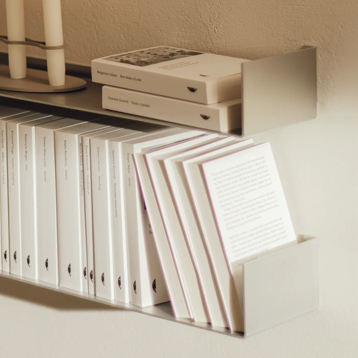 RAWW U-shaped shelf - Image 3